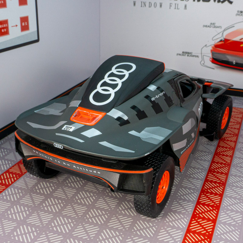 Modèle de voiture Audi RS Q e- - Car Care avis et prix